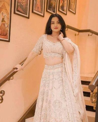 Esha - Best Daman escorts